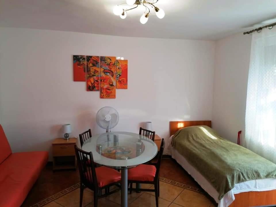 Hostel Pascalis Alesd Room photo